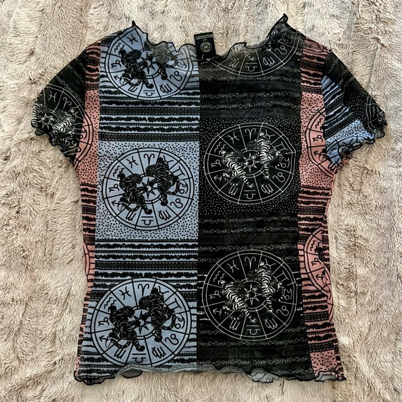 UO Urban Outfitters Mesh Zodiac Horoscope Top - SHORT SLEEVE - Picture 5 of 5
